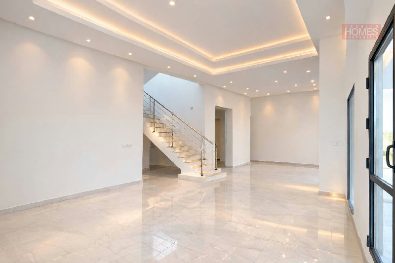 Direct from Owner | Brand New Villa | Dual Access. – Slide 3