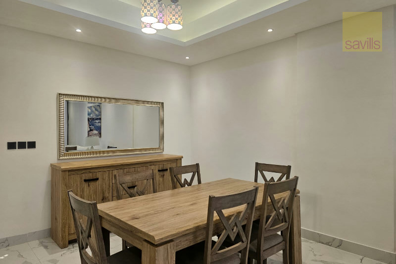 Stylish 2 Bedroom. Closed-plan Kitchen. Balcony. Spacious. EWA. Internet – Slide 4