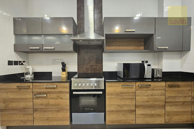 Stylish 2 Bedroom. Closed-plan Kitchen. Balcony. Spacious. EWA. Internet – Slide 10