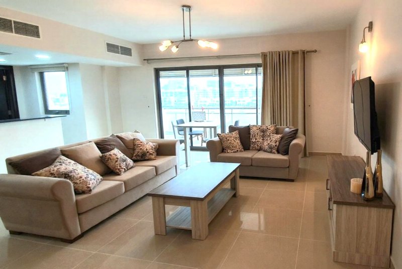 NEWLY RENOVATED PROPERTY | GREAT FACILITIES | RENTED – Slide 1