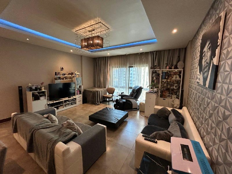 Spacious Luxury 2-Bedroom Residence with a Signature Gourmet Kitchen – Slide 8