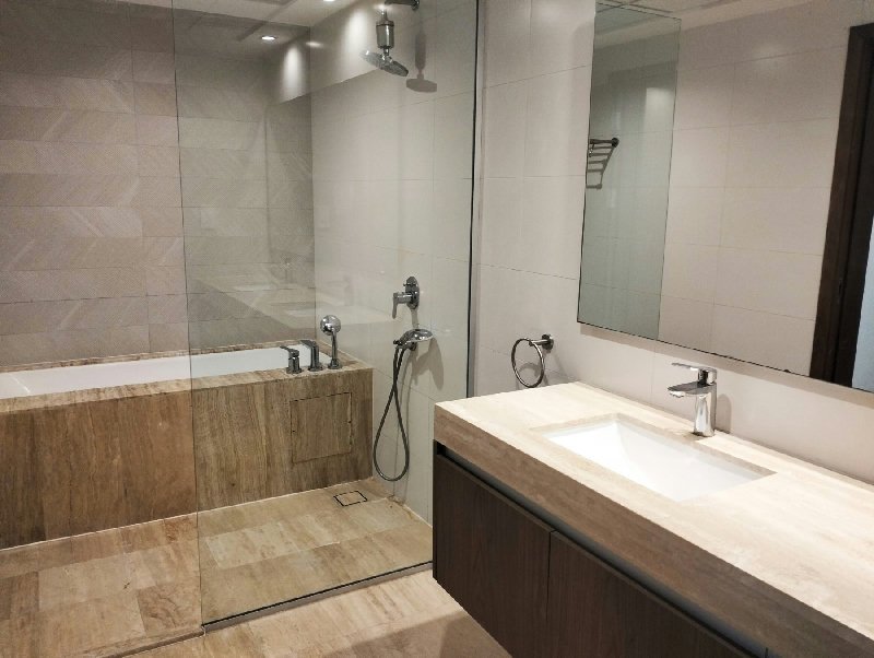 Brand  spacious 3 bedroom apartment with amazing sea view in Dilmunia – Slide 9