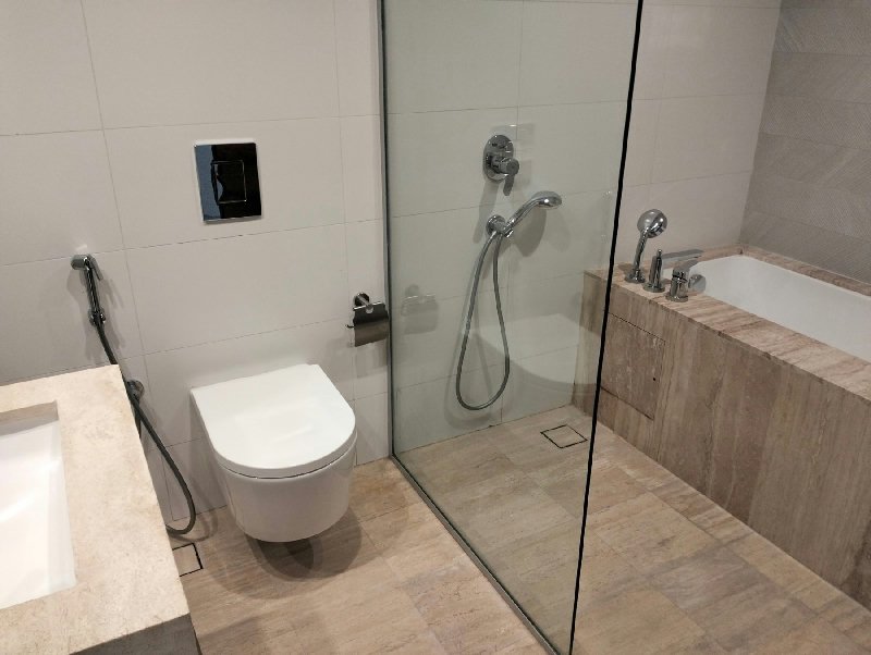 Brand  spacious 3 bedroom apartment with amazing sea view in Dilmunia – Slide 13