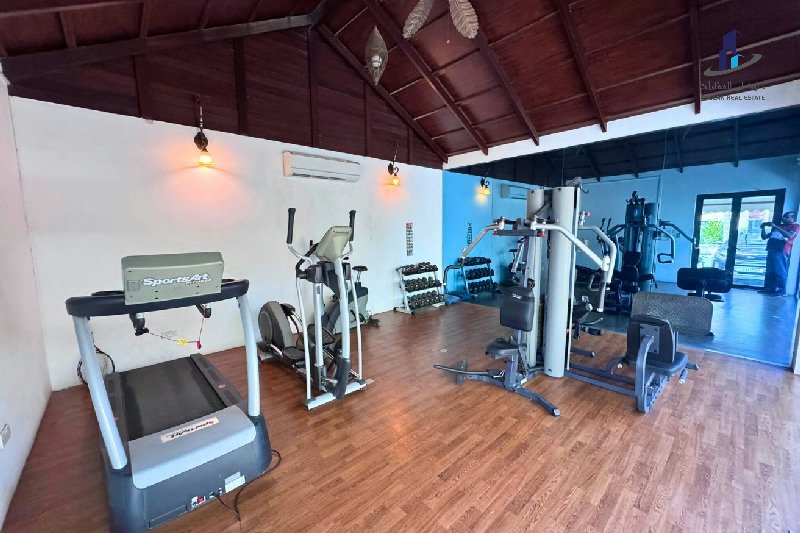 Water view-Tropical Style-Tennis- spacious -Modern – Slide 8