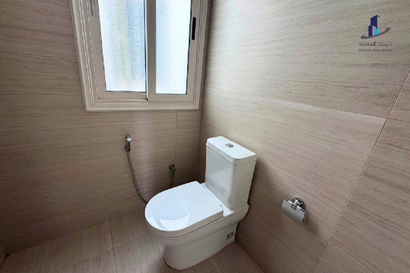 Bright |Well maintained|Near Rugby club|All ensuit – Slide 28