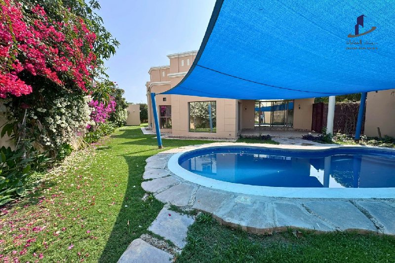 Pet friendly| Private garden/pool Elegant-spacious – Slide 14