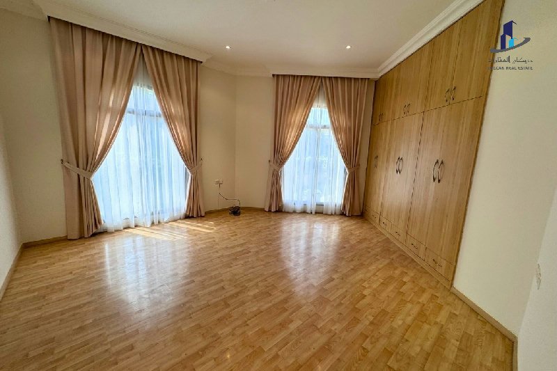 Pet friendly| Private garden/pool Elegant-spacious – Slide 12