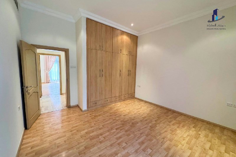 Pet friendly| Private garden/pool Elegant-spacious – Slide 17