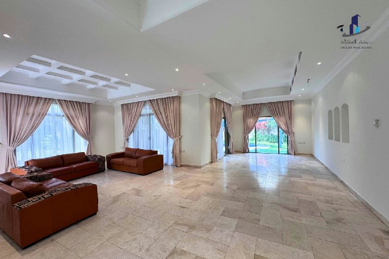 Pet friendly| Private garden/pool Elegant-spacious – Slide 21