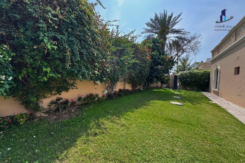 Pet friendly| Private garden/pool Elegant-spacious – Slide 15