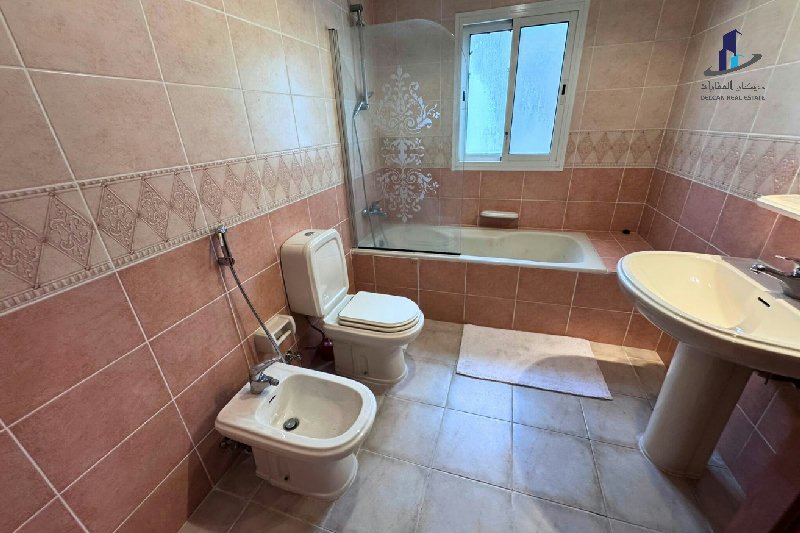 Spacious Pet friendly modern villa|Bright |Duplex – Slide 25