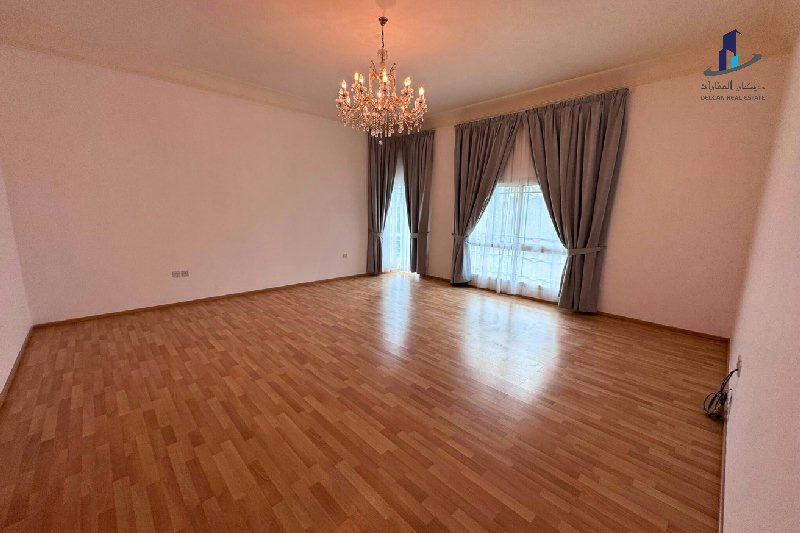 Spacious Pet friendly modern villa|Bright |Duplex – Slide 19