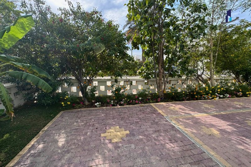 Spacious Pet friendly modern villa|Bright |Duplex – Slide 13