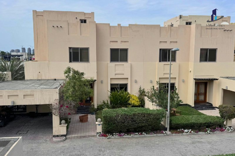 Easy Access | Safe | Lush green | Compound villa - Main view