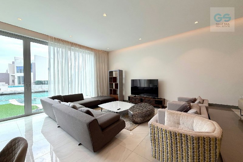 Luxury Family Villa – 4BR + Maid and Private SwimPool – Slide 3