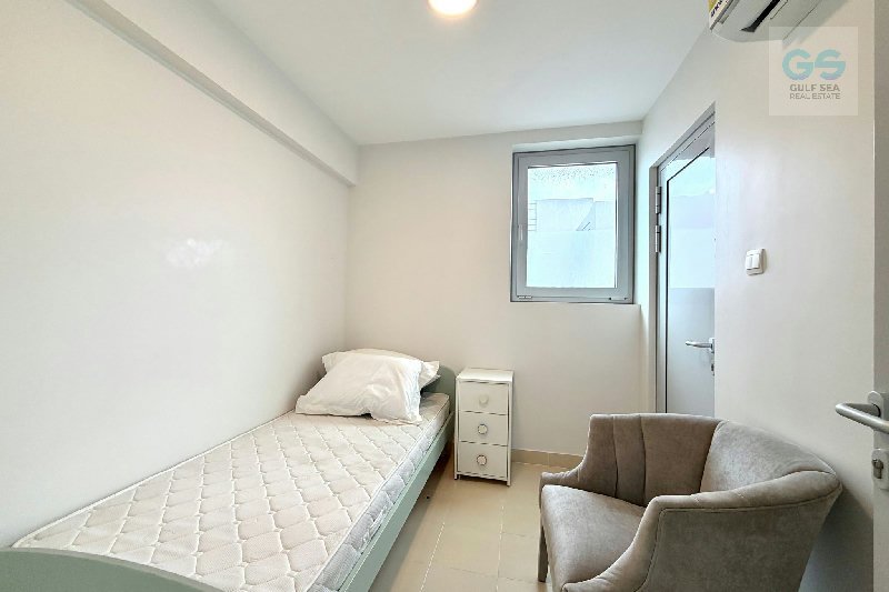 Luxury Family Villa – 4BR + Maid and Private SwimPool – Slide 21