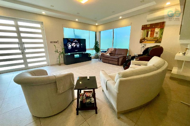 SALE | 6 BR | PRIVATE VILLA | JANABIYA | 270k - View 2