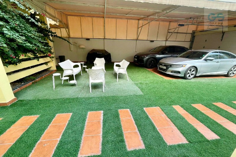SALE | 6 BR | PRIVATE VILLA | JANABIYA | 270k - Main view