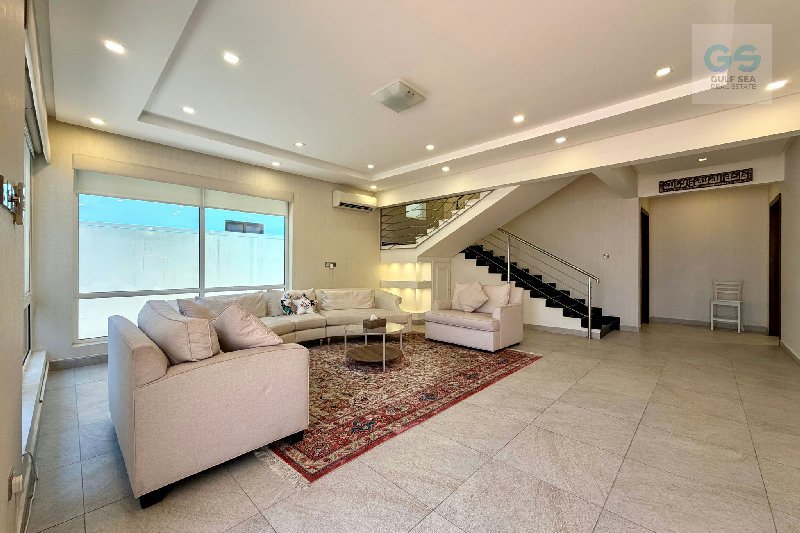 Very Spacious | 6 BR | Majlis + 4-Car Parking | Al Janabiyah – Slide 4