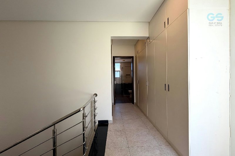Very Spacious | 6 BR | Majlis + 4-Car Parking | Al Janabiyah – Slide 22