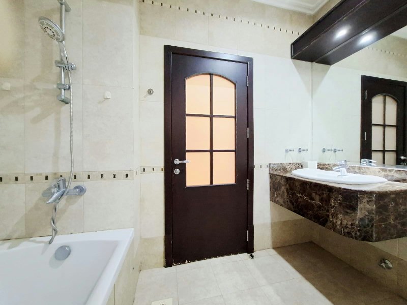 NAVY APPROVED-MODERN-SPACIOUS-PRVATE GARDEN – Slide 20