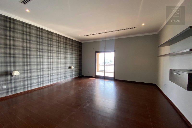  Luxury Waterfront Villa for Sale in Amwaj – Marjan Island – Slide 8