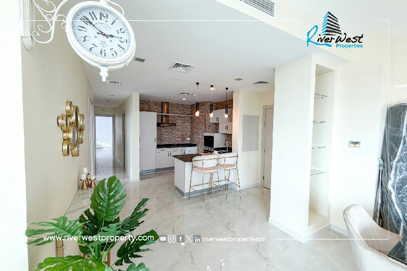 Fully Renovated 3 Bedroom Apartment with Sea View for Sale in Seef – Slide 4