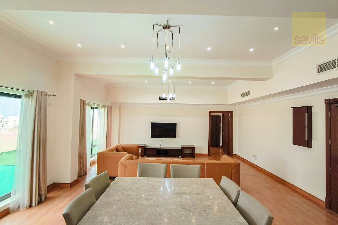 Extremely Spacious Penthouse With Terrace! – Slide 1