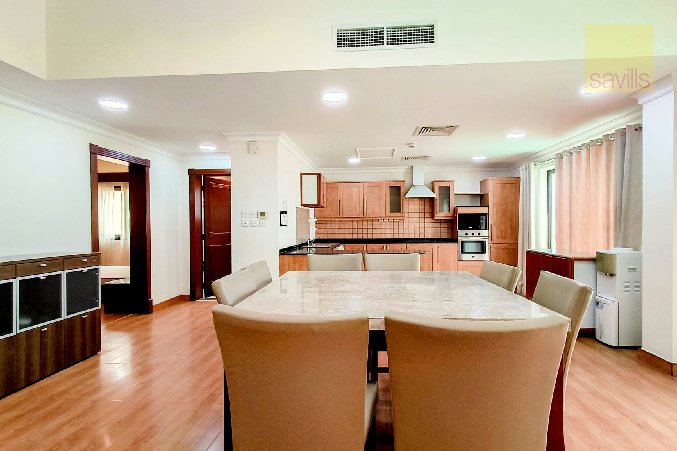 Extremely Spacious Penthouse With Terrace! – Slide 8