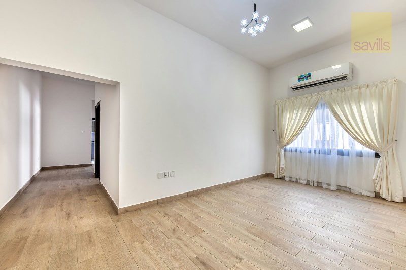 Fully Renovated | Quiet Area | Semi Furnished – Slide 1