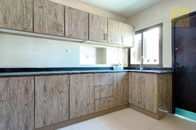 3-BHK Semi-Furnished Apartment in Umm Al Hassam! – Slide 8