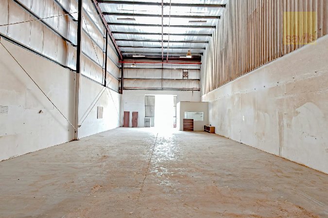Perfect For Carpentry Workshop In Aali! – Slide 3