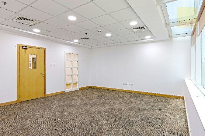 Move-In Ready Office | Heart of Seef Business Hub! – Slide 5