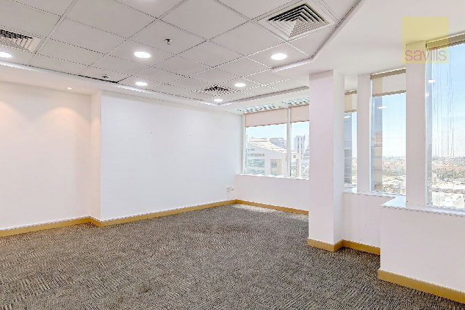 Move-In Ready Office | Heart of Seef Business Hub! – Slide 7