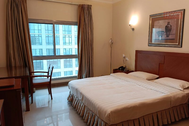 Modern 2 Bedroom Spacious Apartment on lower floor. – Slide 11