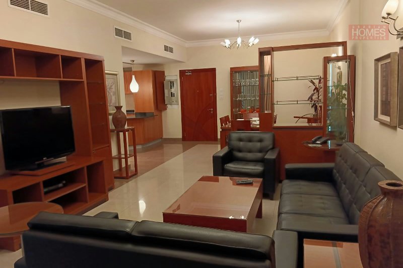 Modern 2 Bedroom Spacious Apartment on lower floor. - View 2