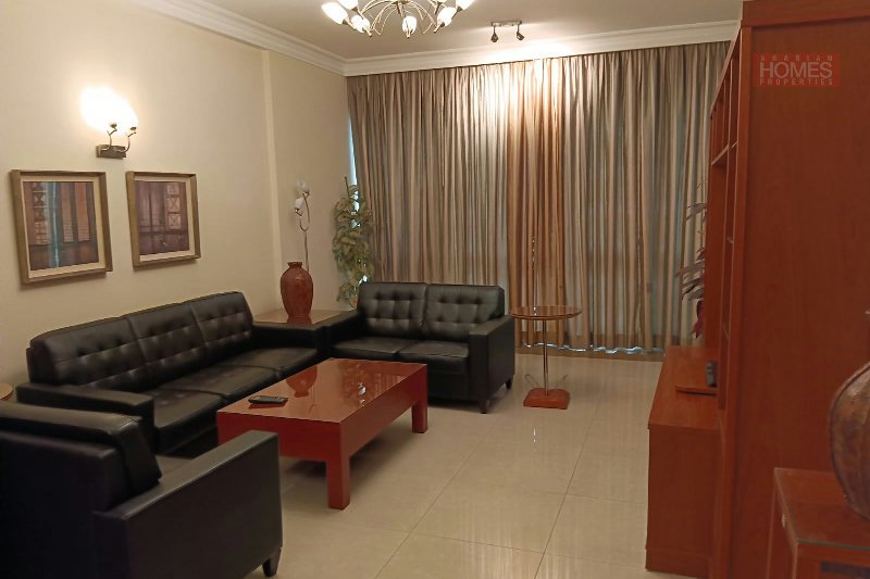 Modern 2 Bedroom Spacious Apartment on lower floor. - Main view