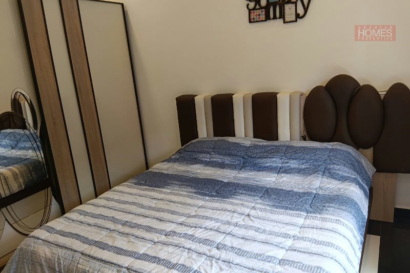 Luxury 3 Story 2 Bedroom Apartment – Slide 6
