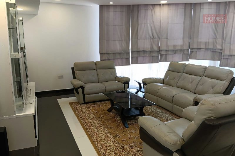 Luxury 3 Story Apartment - Main view