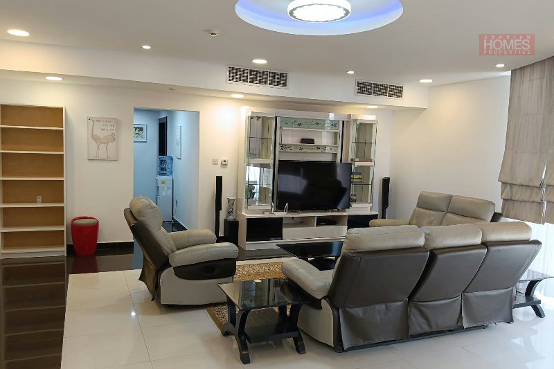 Luxury 3 Story Apartment - View 2