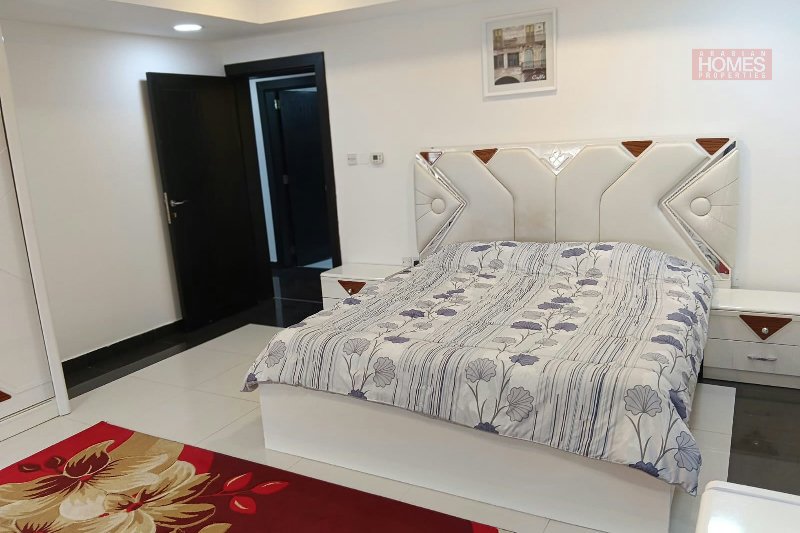 Luxury 3 Story Apartment – Slide 12