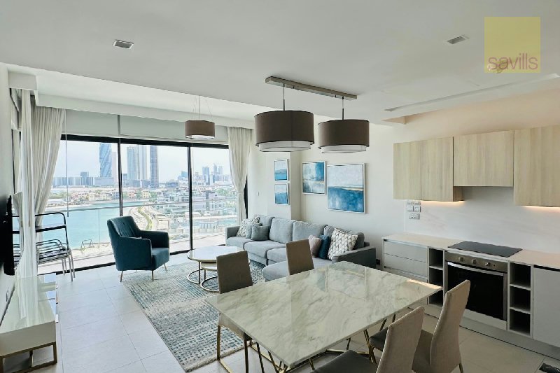 Luxury 2-Bedroom Seafront Apartment - View 2