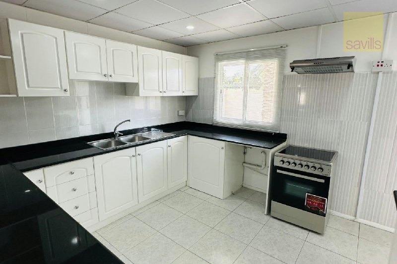 3 Bed Beach Resort  – Slide 4