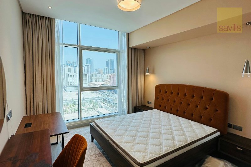 Luxury 2-Bedroom Apartment  – Slide 1