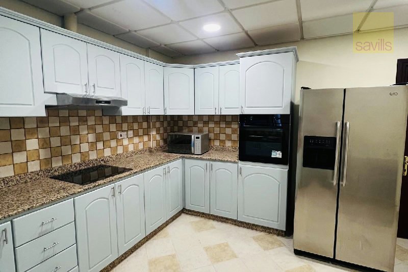 Spacious 3-Bedroom Apartment – Slide 6