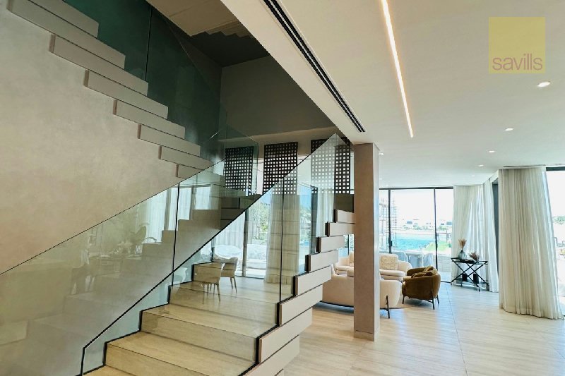 Ultra Luxury 4-Bedroom Villa with Rooftop Pool & Sea Views - Main view