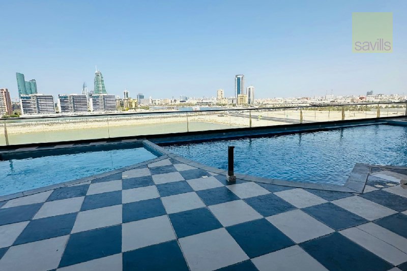 Luxury 1-Bedroom Apartment – Slide 15