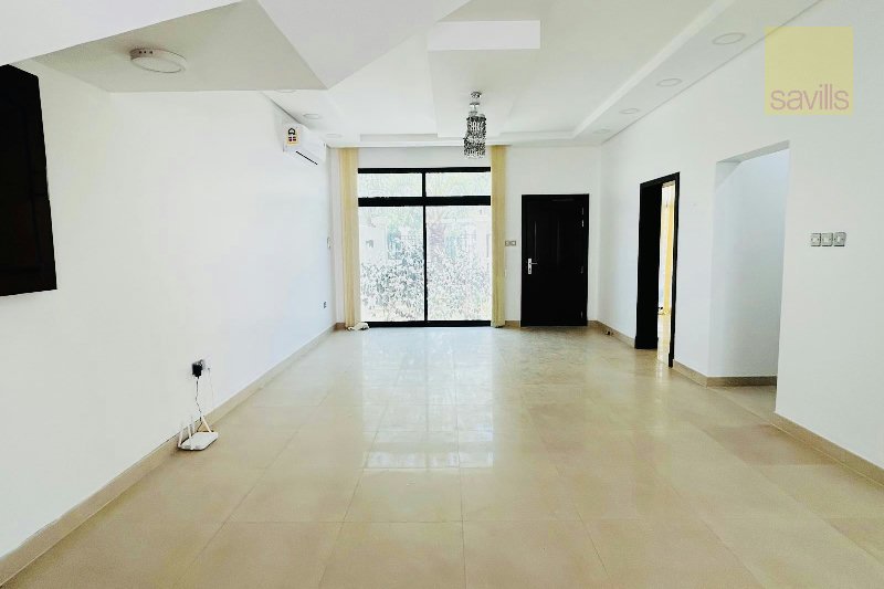 Wonderful Family Home | Saar – Slide 3