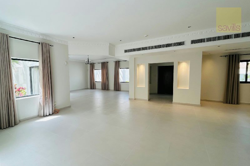 Absolutely Stunning Fully Renovated Villa Close to St Christopher's School - View 2
