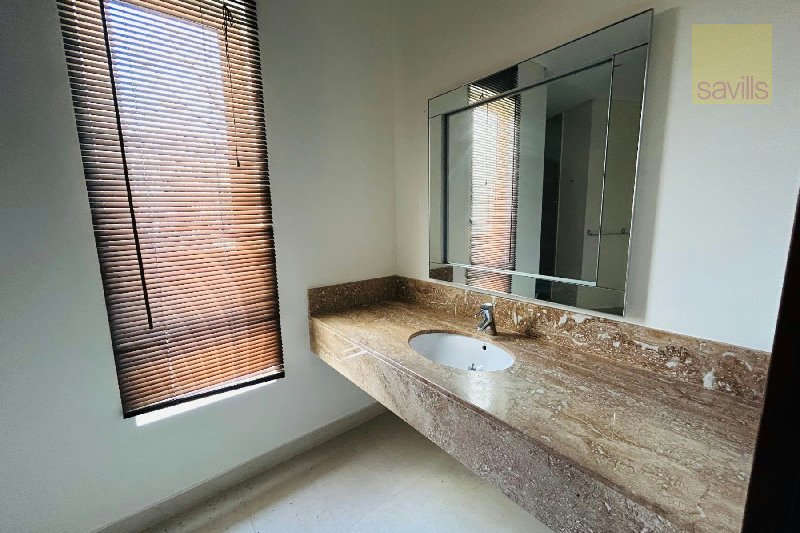 SUPERB villa in its own grounds with private pool and beautiful garden – Slide 8